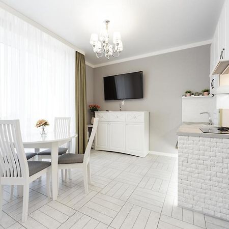 Luxury Apartments Park Fontanov نهر فونتانكا المظهر الخارجي الصورة