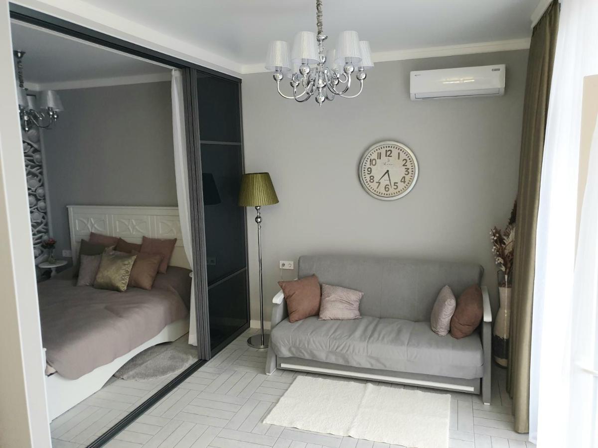 Luxury Apartments Park Fontanov نهر فونتانكا المظهر الخارجي الصورة