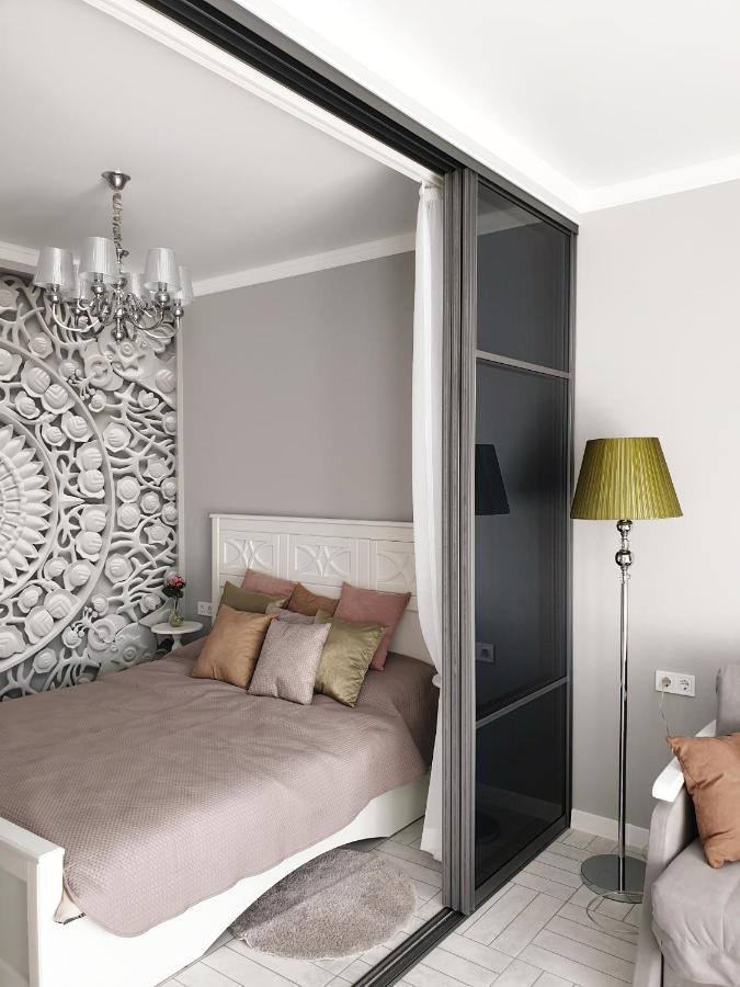 Luxury Apartments Park Fontanov نهر فونتانكا المظهر الخارجي الصورة